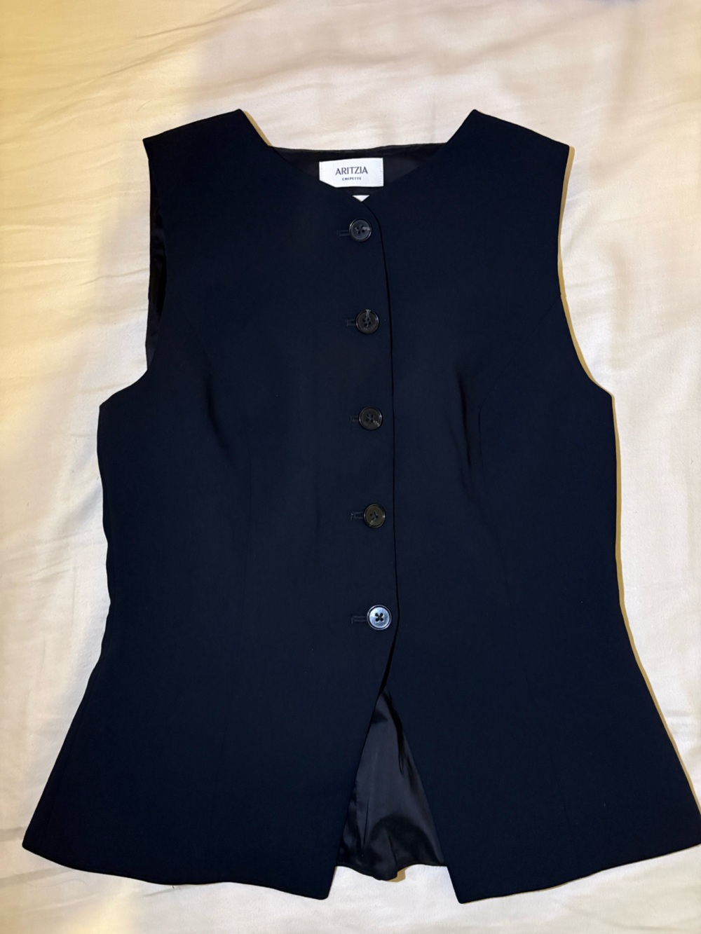 Aritzia Regal Vest Crepette in Black